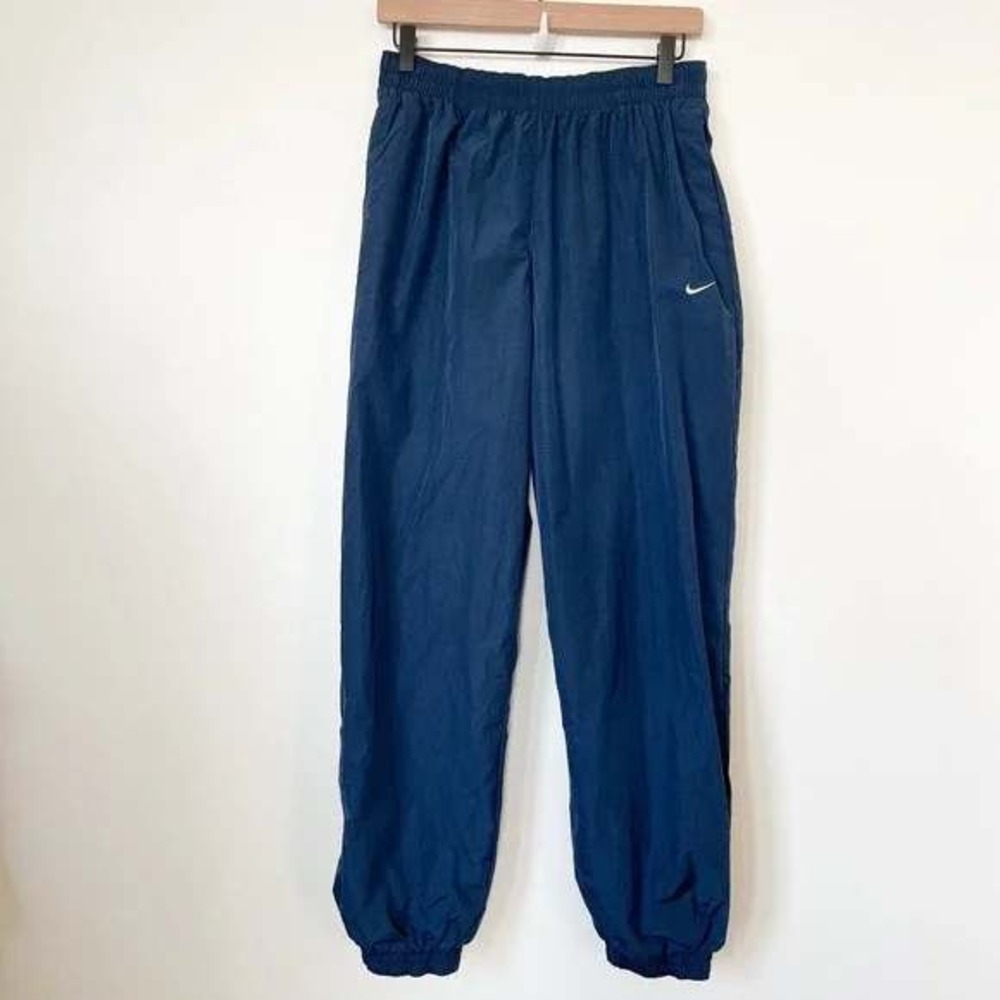 NWOT Nike Womens Mid‎ Rise Oversized Woven Jogger Pant Medium Navy Blue Swoosh